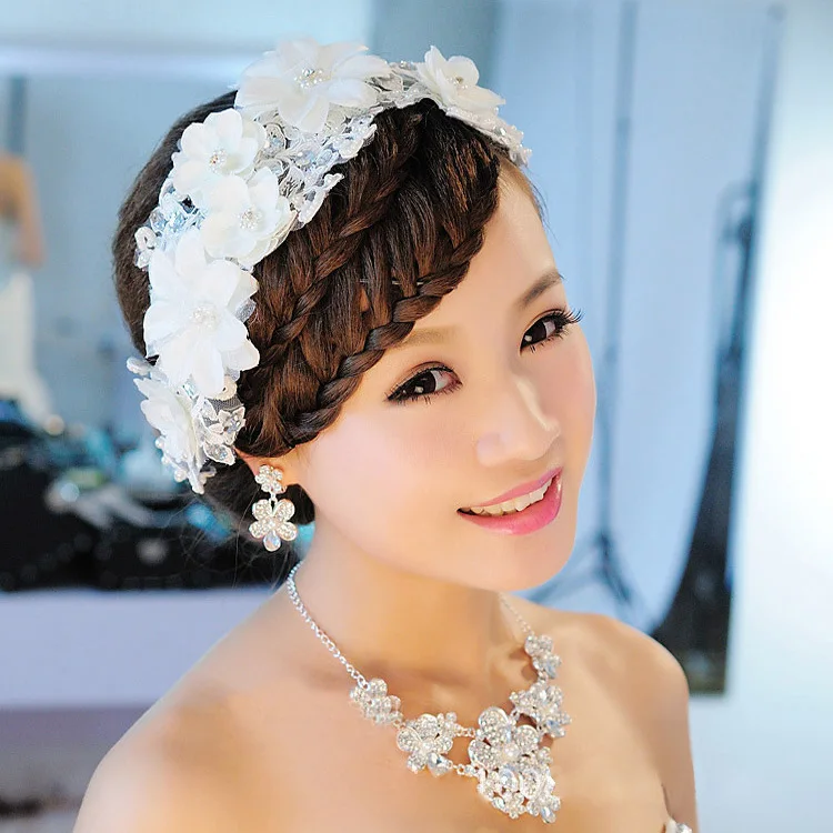 Encanto casamento Hairwear Mulheres Rendas Artesanais Flores Brancas Casado Cocar de Noiva Imitacao Perolas Acessorios|noiva acessorios|acessorios