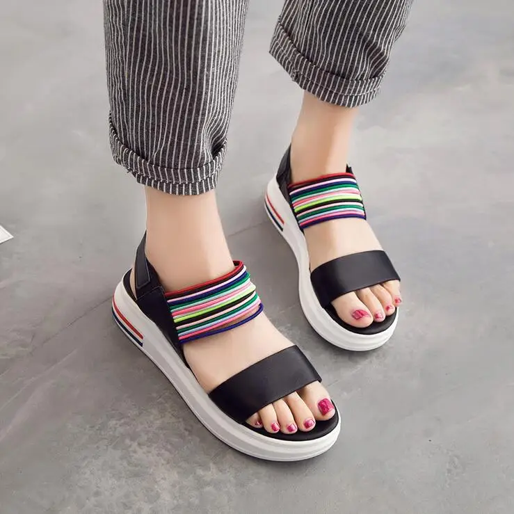 Высококачественные женские сандалии на плоской подошве из натуральной кожи