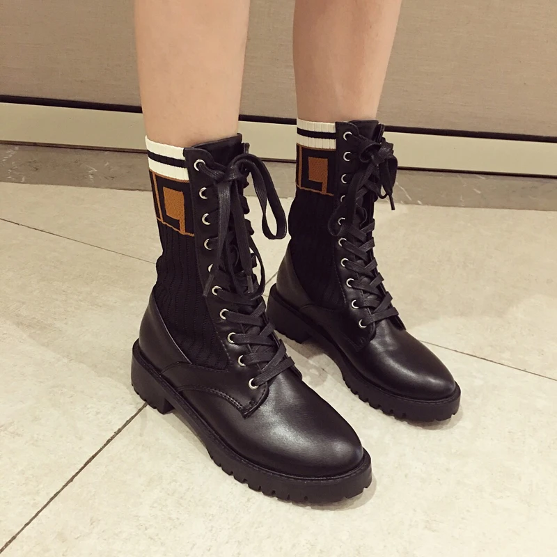 Wellwalk/Брендовые ботильоны Martens; женские высокие ботиночки на шнуровке; обувь на платформе с квадратным каблуком; женская зимняя обувь; Цвет Черный