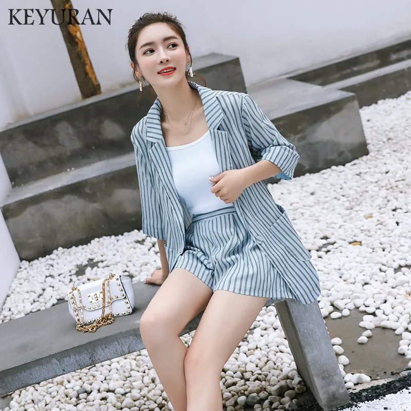 Летний комплект с шортами Женский костюм в полоску из двух предметов 2 брюки