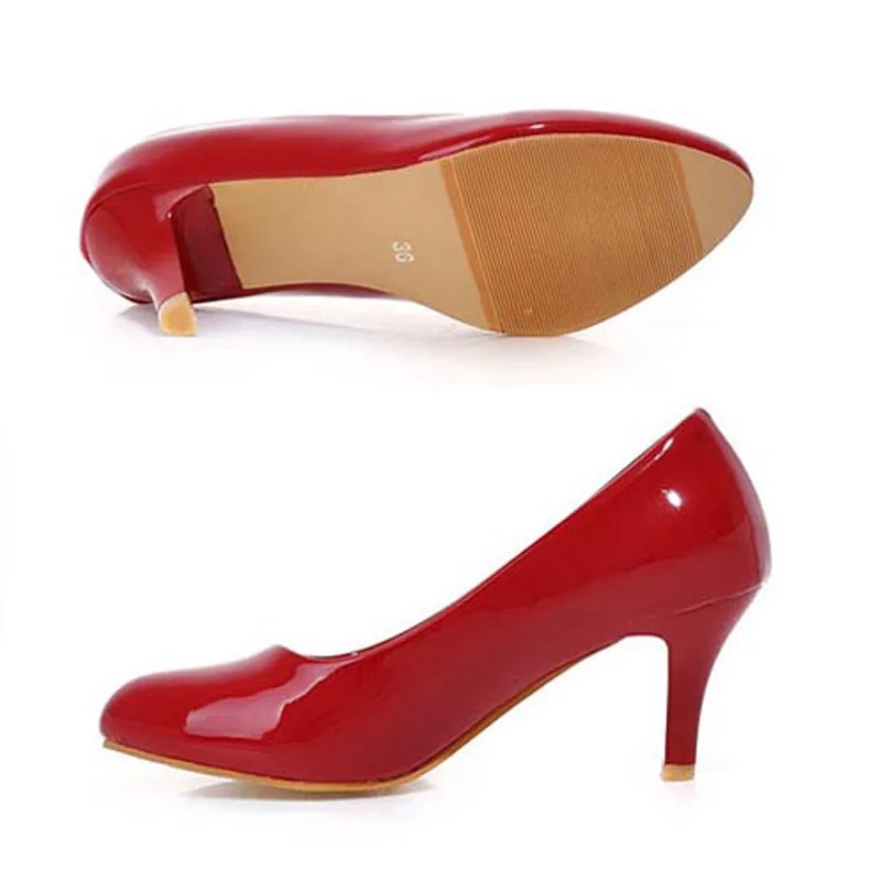 Модные женские туфли лодочки из лакированной кожи с закрытым носком без застежки