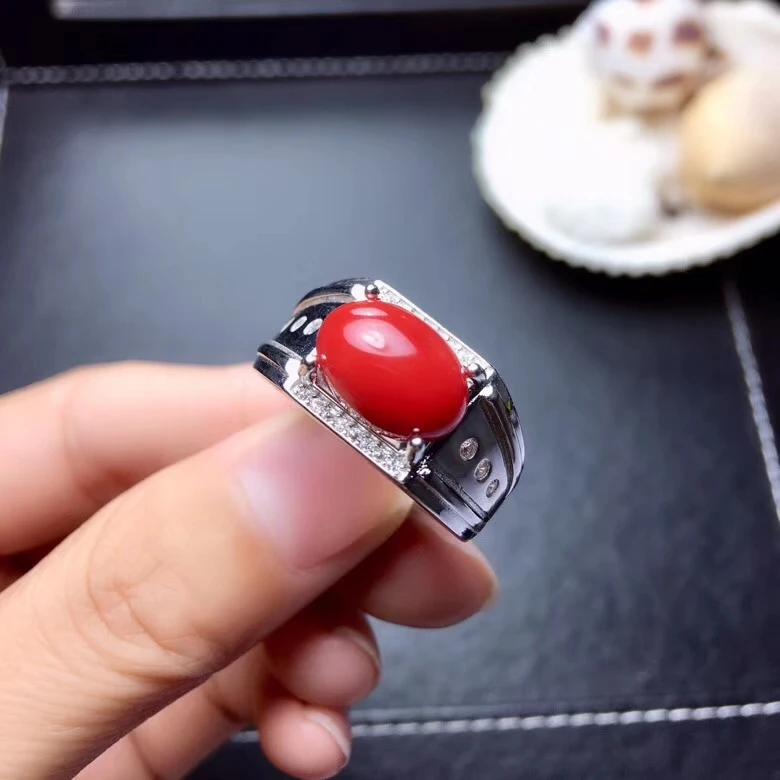 Кольцо из серебра 925 пробы с натуральным красным кораллом | Украшения и