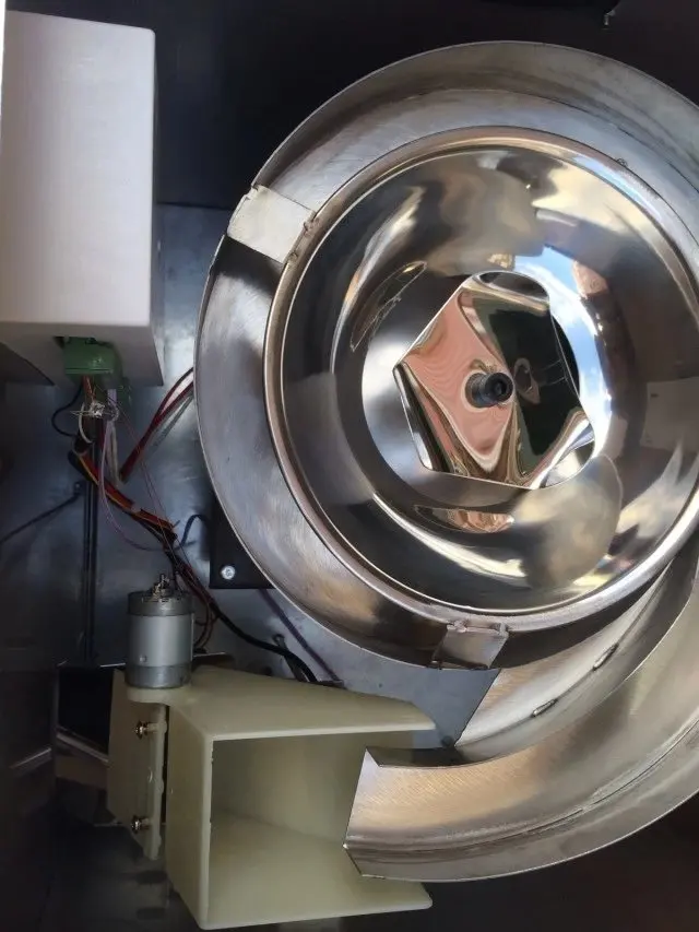 安い オーガースパイラル型ハーブ充填および計量機白緑黒茶葉薬用材料ラッキング茶葉フィラー