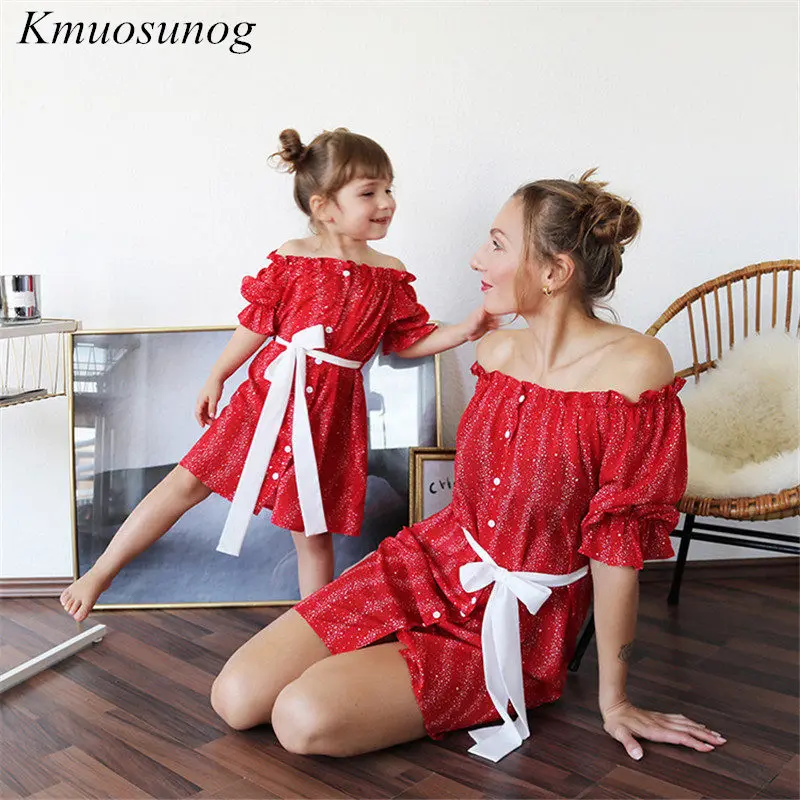 Платья для мамы и дочки платье «Мама и я» с открытыми плечами одинаковые комплекты одежды для семьи платье для мамы и дочки C0473