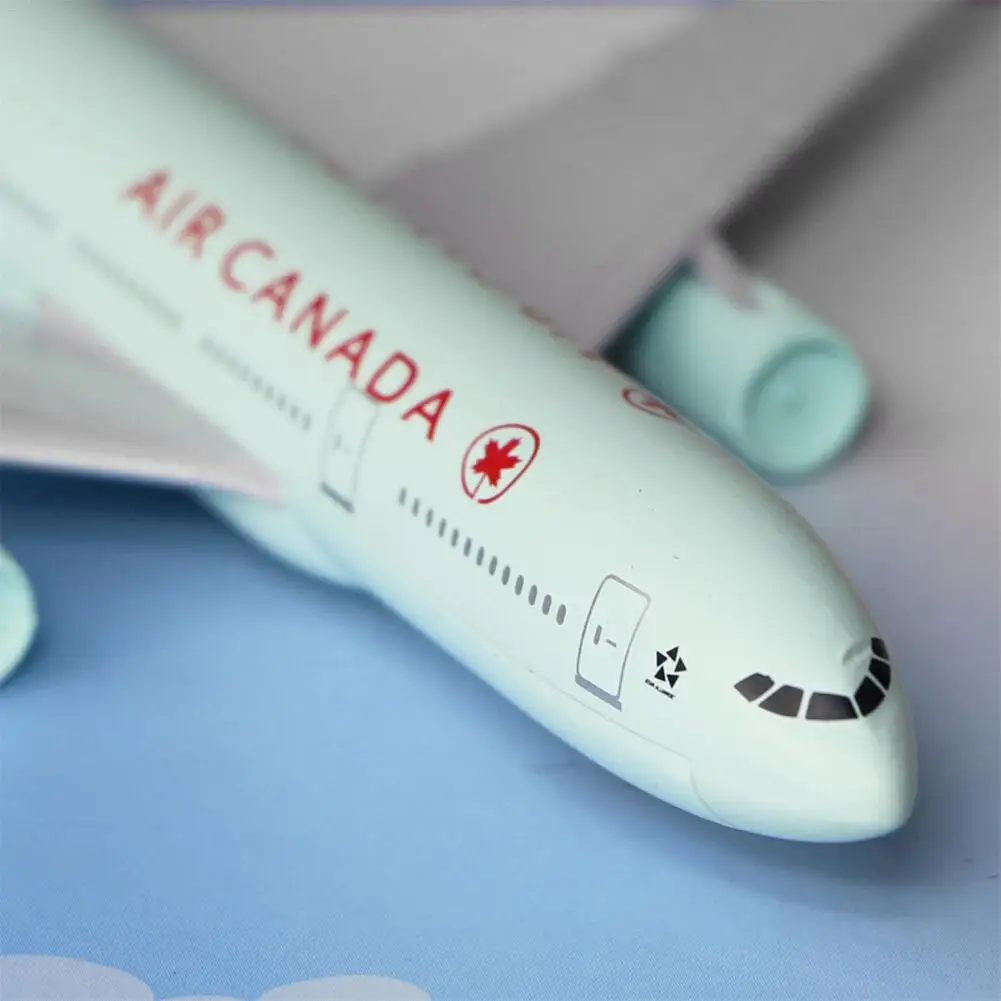 1:400 высокая имитация мини канадский Boeing 777 самолет металлические Литые под