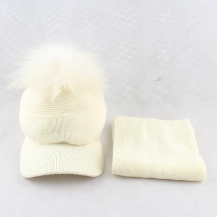 white fur pom Зимний комплект из шапки и шарфа для детей, хлопковая вязаная детская бейсбольная кепка, настоящая меховая шапка с вязаным помпоном и козырьком - Цвет: white fur pom