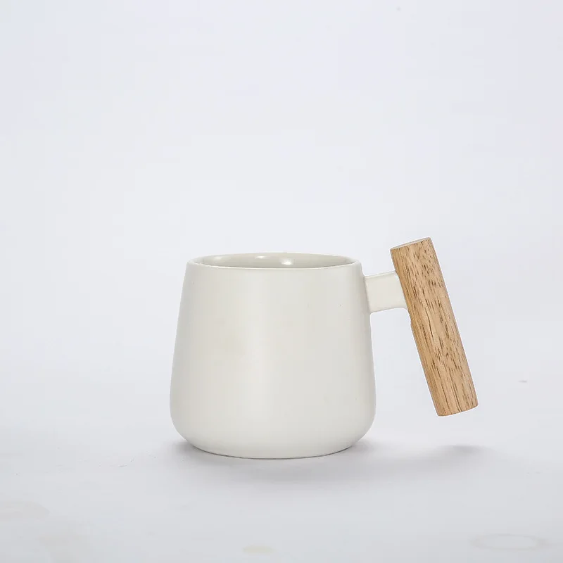 cup spoon Скандинавский стиль черный белый жир тела кофейная кружка с деревянной ручкой и ложкой современный стиль офисное использование воды молочные напитки керамические чашки - Цвет: cup spoon