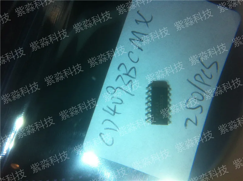 CD4093BCMX Логические ворота Qd 2-Inp NAND Sc Trg чип | Освещение