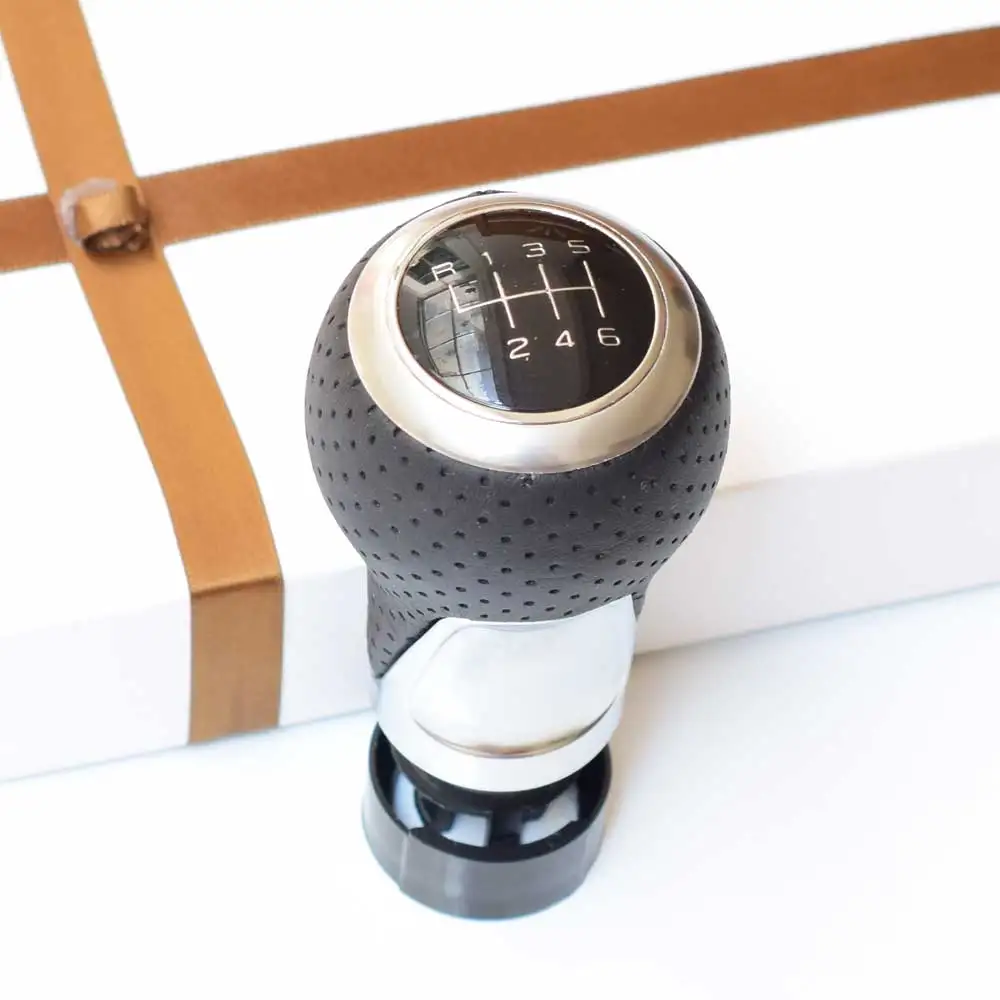 6 Speed silver cover 5/6 скоростная кожаная красная ручка переключения передач хромированная красная ручка с кольцом гетры для Audi A4 B8(2008-) Passat CC(2009-2010 - Название цвета: 6 Speed silver cover