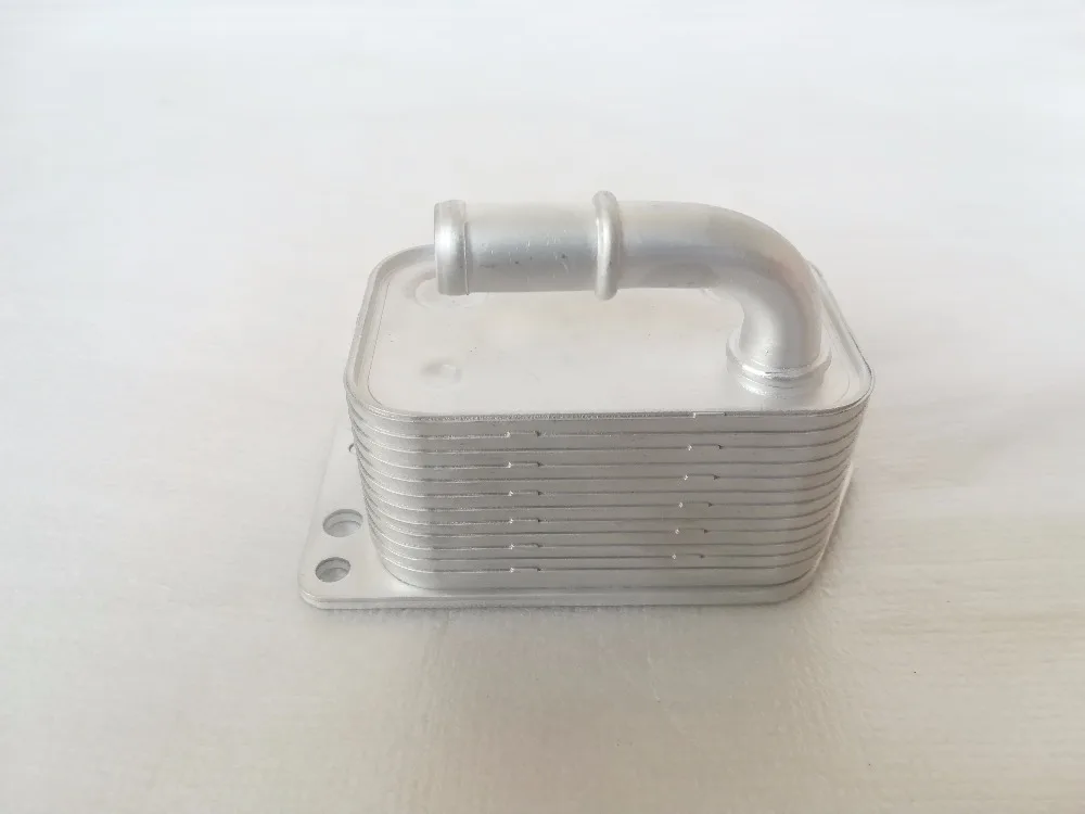 Масляный радиатор для Peugeot 307 308 407 807 EXPERT 1 8 2 0 16V Citroen C4 C5 1103.N3 5989070251 3221470 1103N3 1103.N3| |