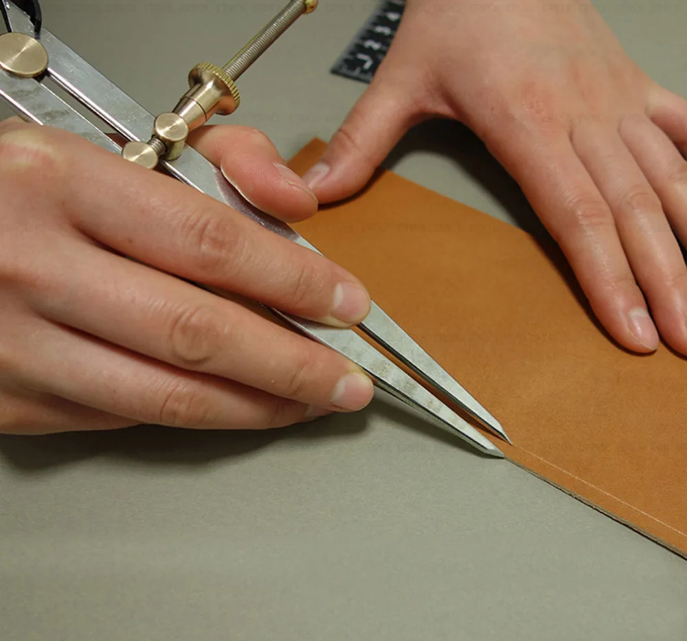 1X Кожаный Ремесло Вращающихся Craft Tool DIY Крыла Делитель Регулируемая дюйма 6 дюймов
