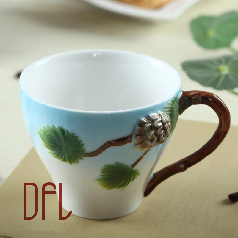 Белка керамическая кофейная чашка блюдце ложка ручная роспись животное личность