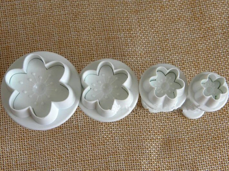 Newestl 4PCS /Lot Peach Blossom Cake Molds For Flower SGS LFGB Safety Bakeware Decorating Plunger Cutter | Дом и сад