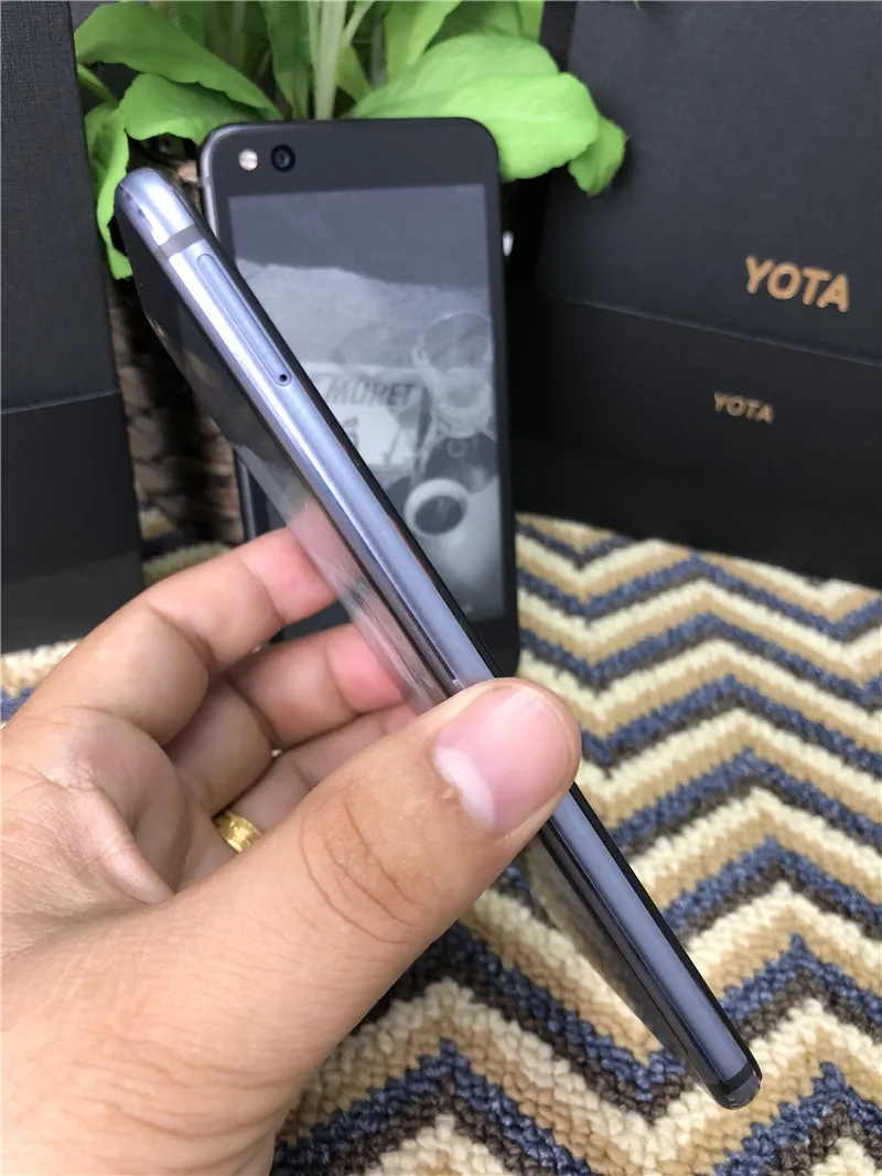 Yota 3 Yota3 Yotaphone 3 Восьмиядерный 4G+ 64G OS7.1 двойной экран 5," FHD экран 5,2" сенсорный E-ink Snapdragon смартфон Play Store