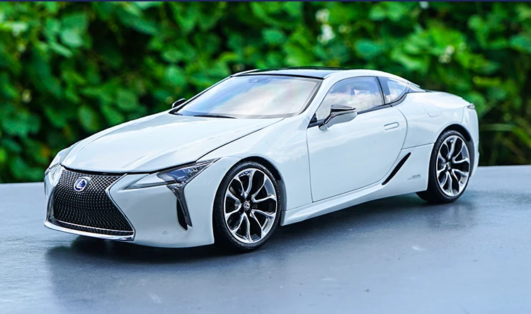 Изысканный подарок 1:18 LEXUS LC500h сплав модель автомобиля, высокая имитация металлическая модель автомобиля, расширенная коллекция и подарок