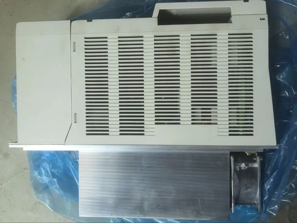 Новый и оригинальный Серводвигатель MDS B CVE 110|united| |