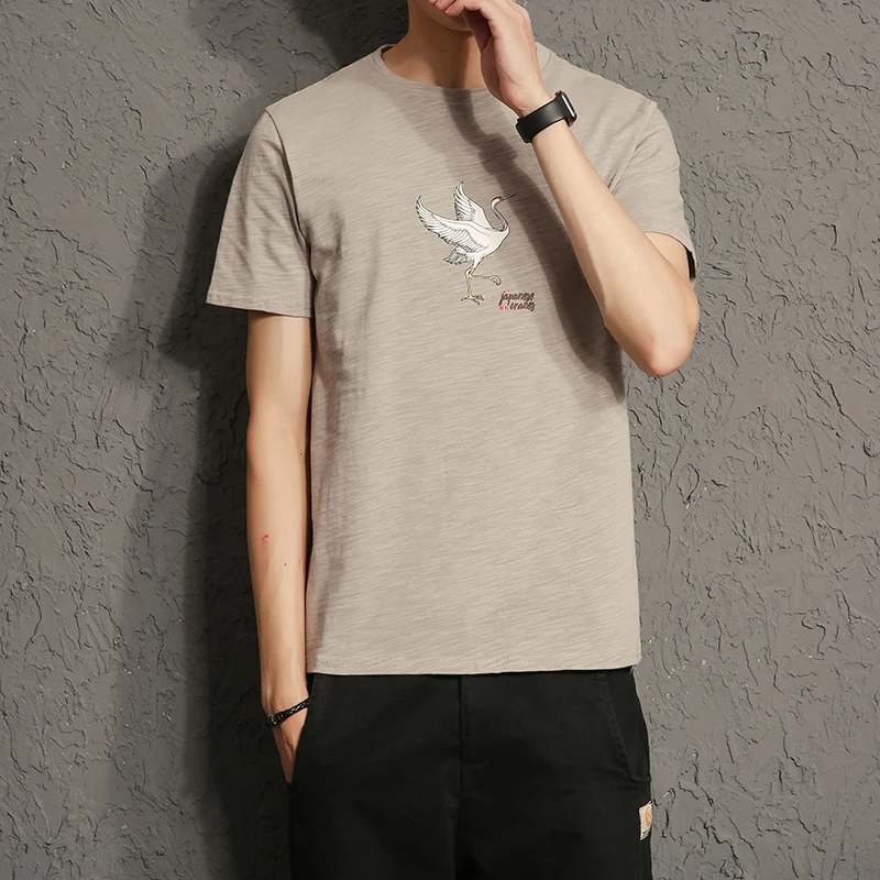 Летняя футболка с короткими рукавами для отдыха молодых мужчин принтом Красного