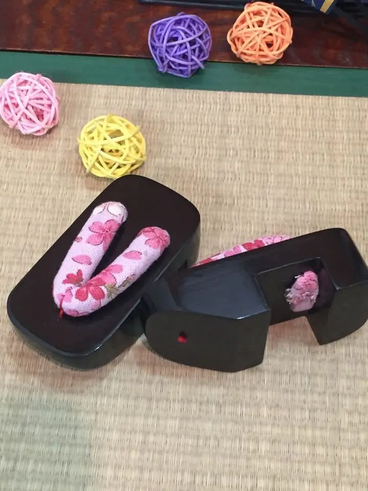 

[wamami] White&Light Red Rose Wood Geta Timber Shoes Sandals 1/3 SD DOD BJD Doll