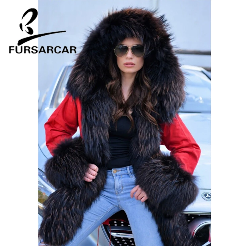 Новая стильная женская шуба FURSARCAR с отделкой из натурального меха енота на