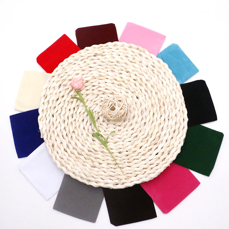 

Wolesale Hot New Cheap 10Pcs/lot 9x12cm Velvet Drawstring Pouch Bag/Jewelry Bag Christmas Wedding Gift Bags & Pouches Fashion