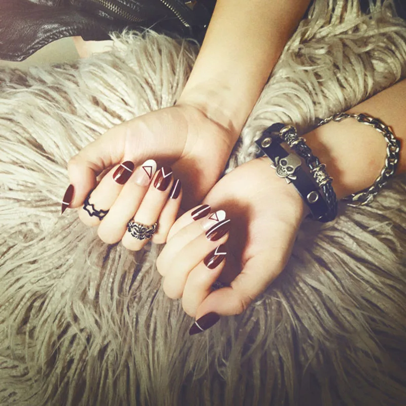 24 шт дамы DIY поддельные ногти сердце узор Красный Белый Полосатый Сделай Сам