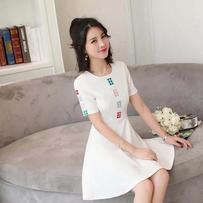 NoEnName_Null Летний Новый Белый женщин Сексуальный Вышивка Dress Casual О-Образным Вырезом