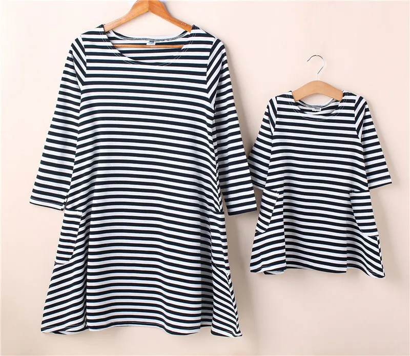 

mom and daughter dress casual stdriped nine quarter sleeve mother and daughter dresses party in Home clothes