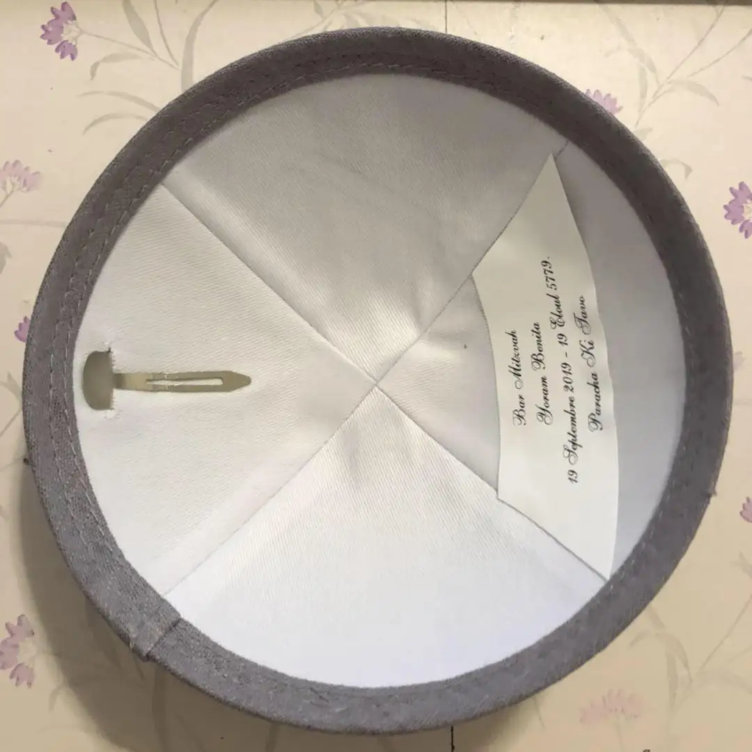 Подгонянный Свадебный kippah, темно-серый лен kipa с серебристо-серым логотипом вышивки
