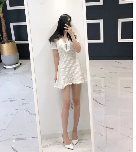 Женское трикотажное платье черное Белое Облегающее мини с коротким рукавом и