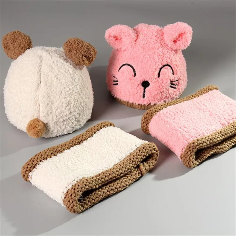 XUYIJUN 2018 year brand 2 pieces / set of girls shoes boy hat scarf kit cute cat children's children skullies beanies Balaclava |