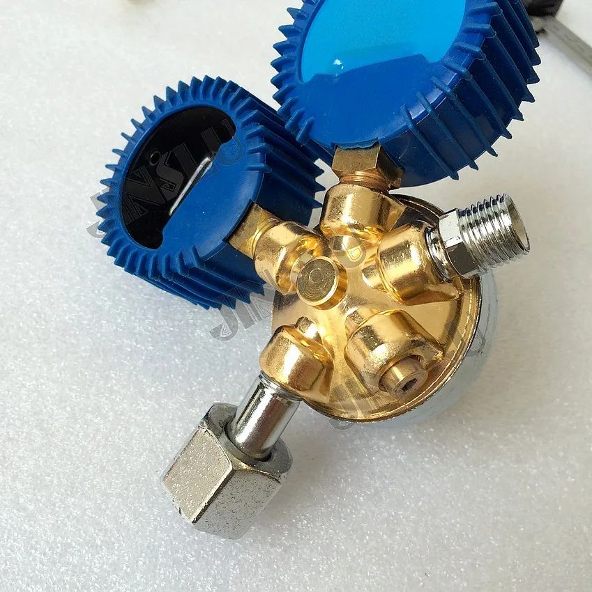 Регулятор кислородного газа G5/8 O2 манометр пониженного давления |