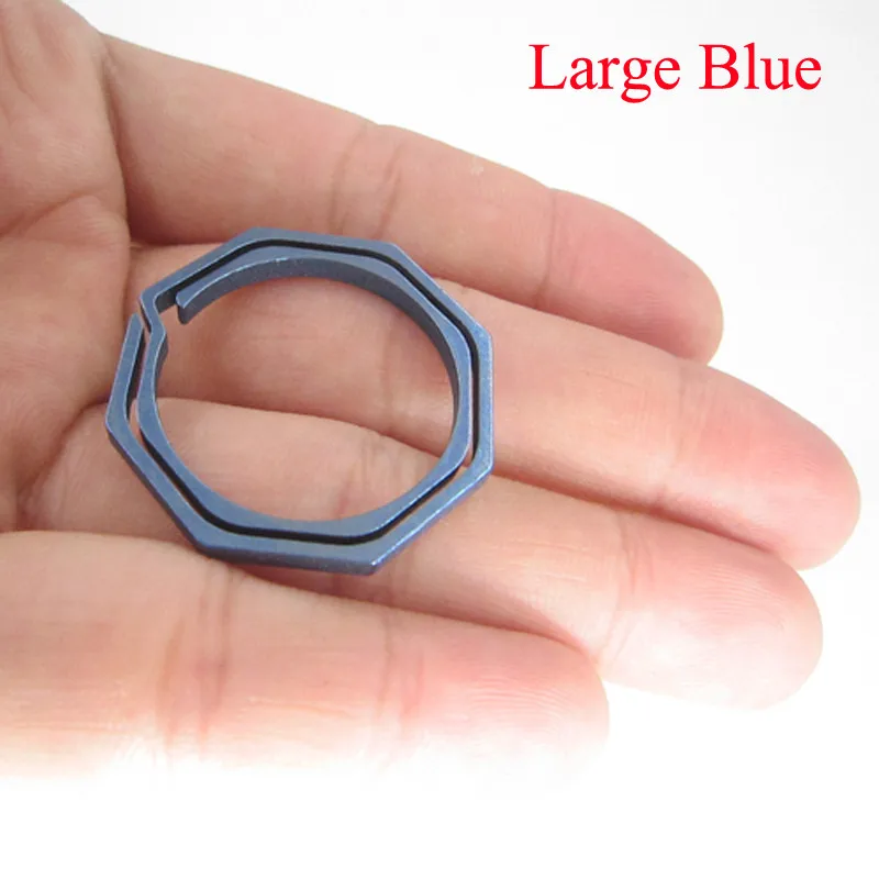 Large blue Титановый восьмиугольный брелок для ключей TC4 Ti, карманный крючок, брелок для ключей, многофункциональный инструмент, набор зажимов для кемпинга, походов, edc, зубчатая Пряжка, гаджет - Цвет: Large blue