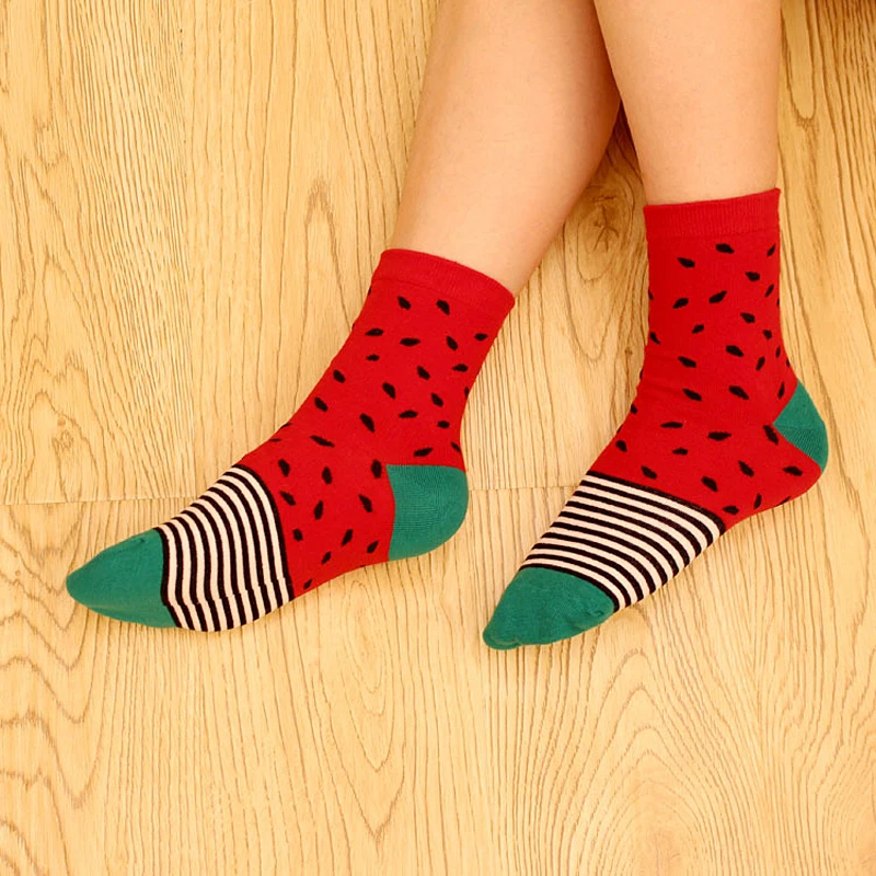 

2 Pairs Hot Creative Fruit Cotton Sock Cartoon Meias High Quality Fruit Sweet Women Socks for Girl Female Ladies Arts Socks