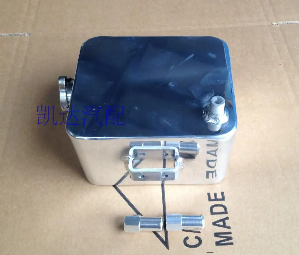 Modification 170mm*145mm*100mm A31 S13 R33 S14 RB25 General 2.5L Vice intercooler water cooler Water Bottle Defoaming Pot wate | Автомобили