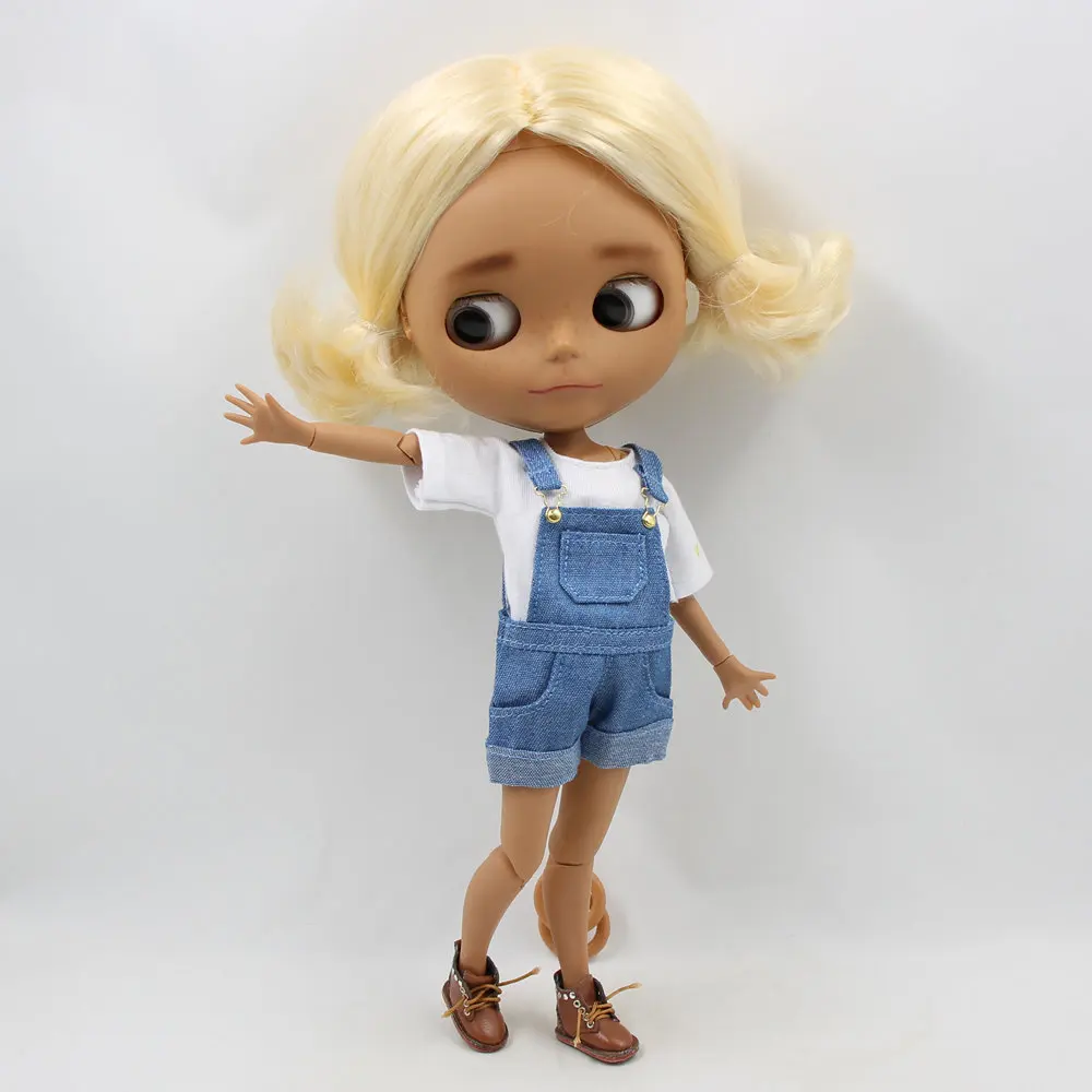 Костюм для куклы DBS Blyth 1/6 брюки на подтяжках розово-голубая рубашка в стиле