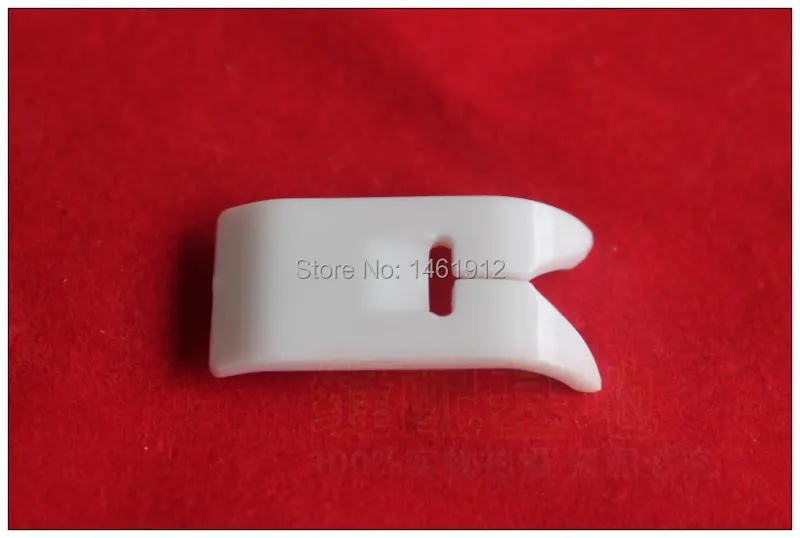 Бытовая электрическая многофункциональная швейная машина выделенная