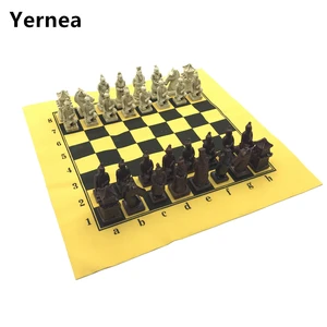 Старинный набор шахмат Yernea, кожаная шахматная доска, изысканная смола, имитация шахматной доски штук, настольные игры, шахматы для моделирования персонажей