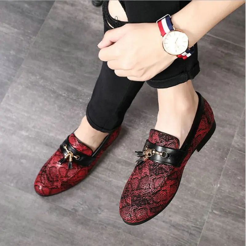 

2019 New Style Casual leather shoes Nightclub Party Shoes Tassel Snakeskin Pattern Dress loafers dress Shoes large size A51-34