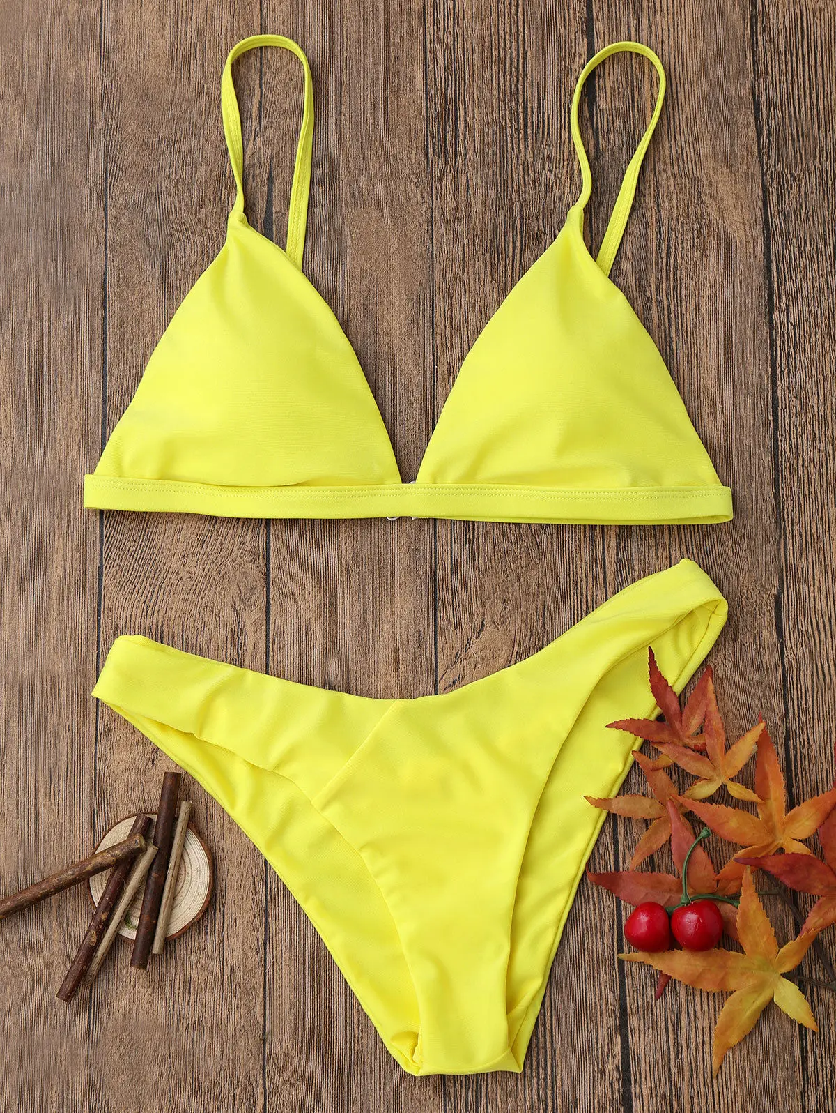 2017 сексуальный женский треугольный Купальник Новый дизайн распродажа комплект