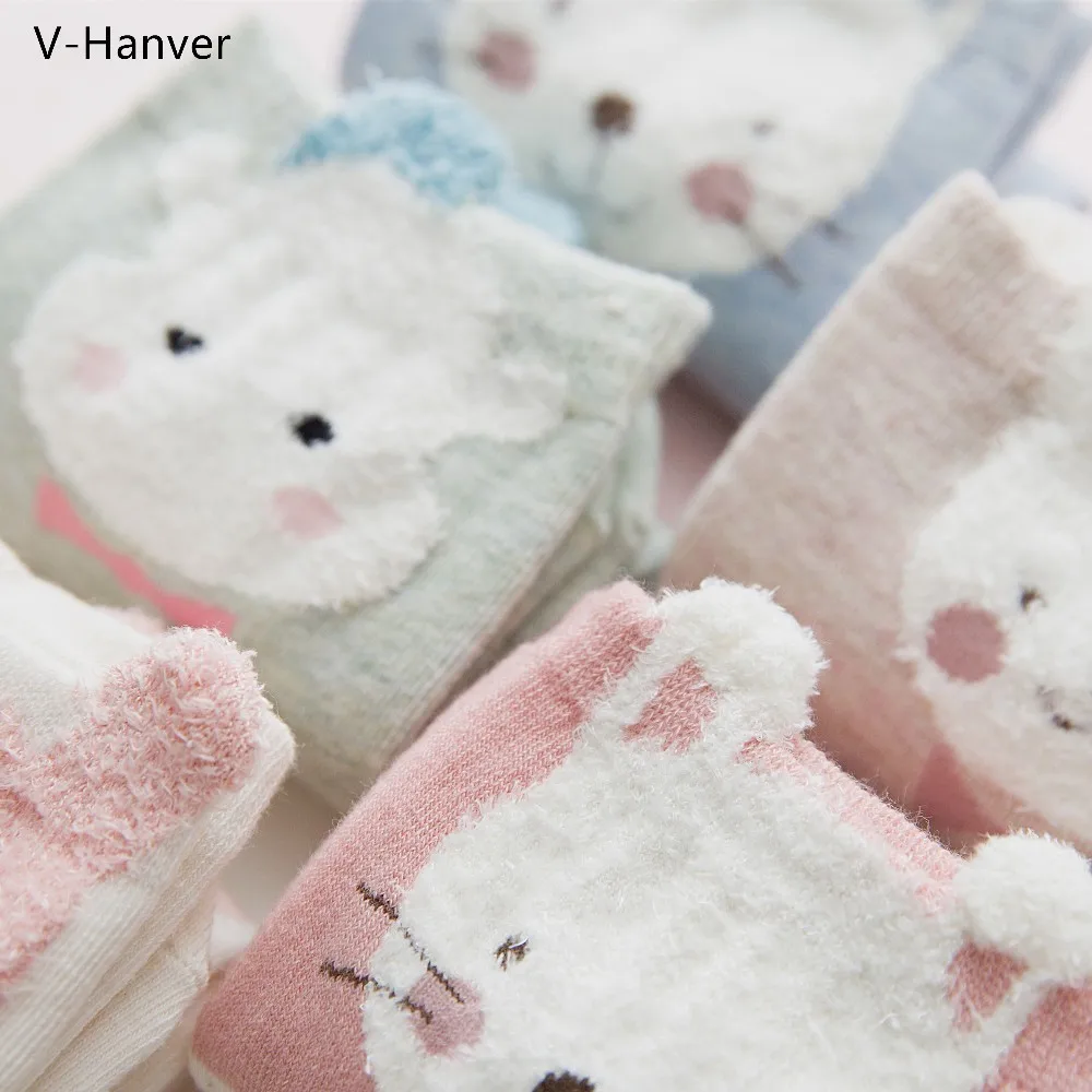 V Hanver хит продаж осенне зимние женские носки Kawaii серия с персонажами из