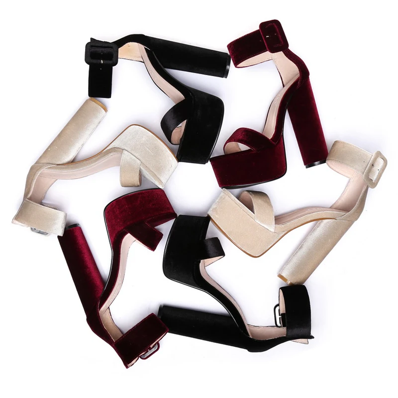 Новое поступление летние женские босоножки с Т-образным ремешком на Высоком