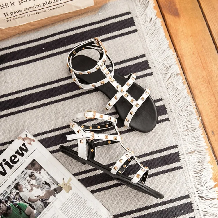 Сандалии женские на плоской подошве летние босоножки с вырезами ремешок
