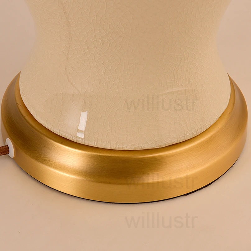 Настольная лампа прикроватная для кабинета гостиной фарфоровая банка с ледяными