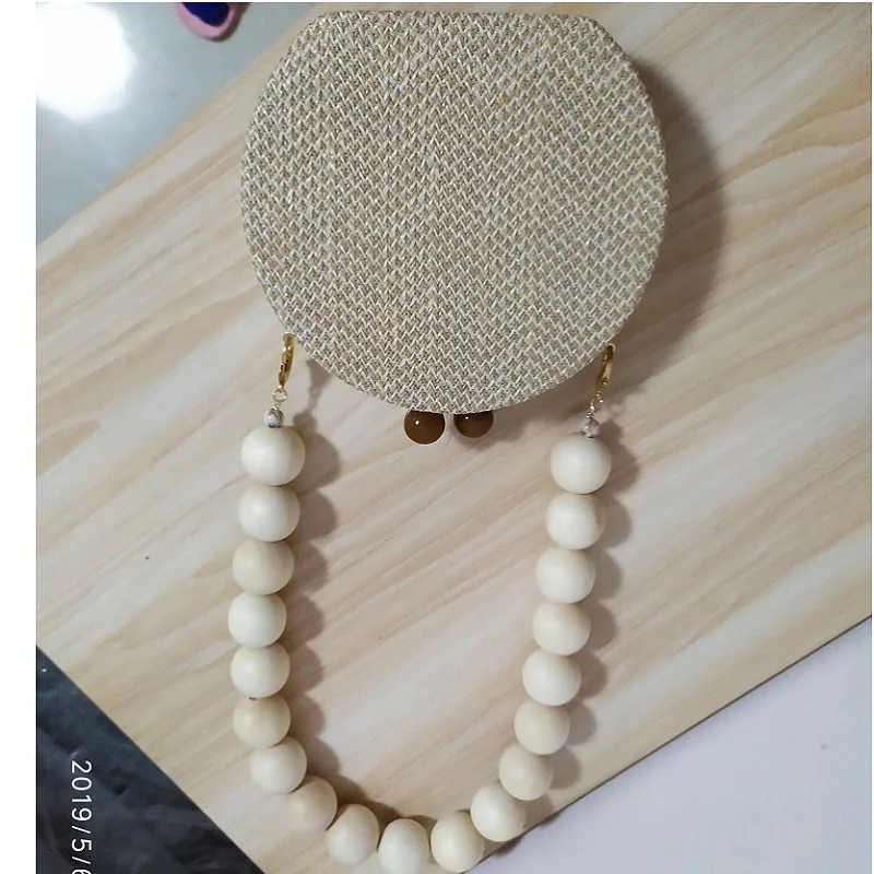 beige wood chain Соломенная шерстяная круглая сумочка, вечерняя сумка, женская сумка через плечо, женские сумки через плечо с круглым бисером, на ремне, корейский стиль, с акриловой цепочкой - Цвет: beige wood chain