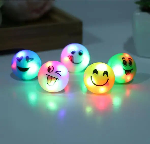 Улыбающееся стильная футболка с изображением персонажей видеоигр мигающий