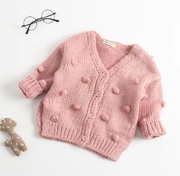 Детский свитер ручной работы с помпонами, вязаный кардиган, куртка, Детский свитер, пальто, кардиган для девочек, зимние свитера для девочек - Цвет: Розовый