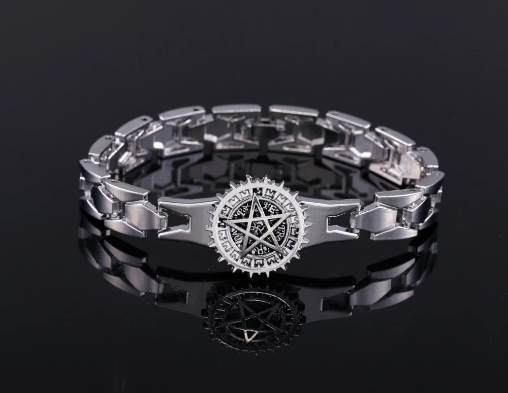 

Hot sale Bracelets Movie Black Butler Silver Alloy Bracelets Rotation Star Logo bracelet Fashion bangle Cosplay gifts bracelets