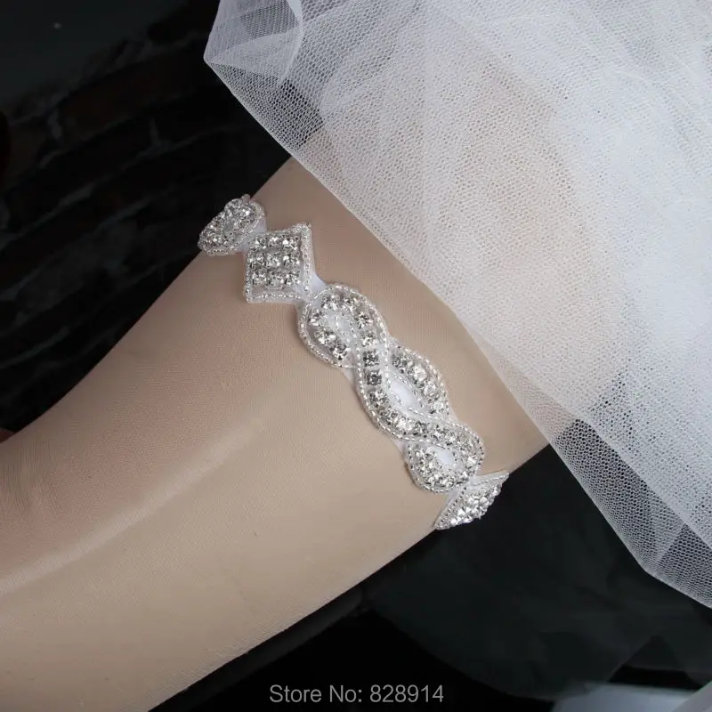 

Luxury Rhinestones Beaded Wedding Bridal Garter Handmade Personal Order Customized Garter