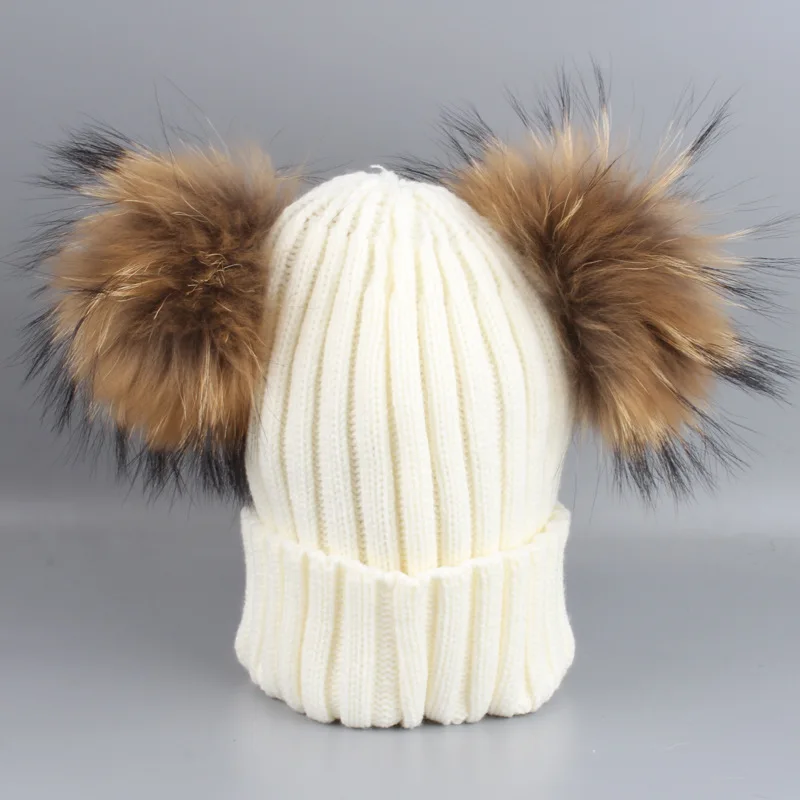 Женский акриловый шапочки Skullies шапки из меха енота Pom зимние женские меховые