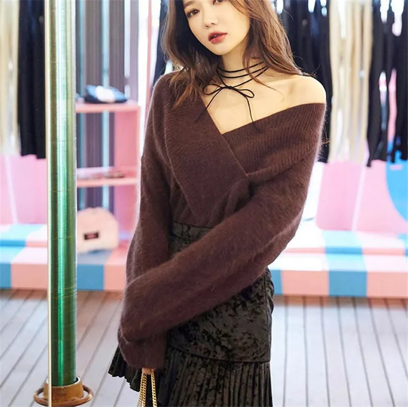 Sexy Cold Shoulder Halter Knitted Sweaters Women Casual Streetwear Beige Pullover Autumn Winter jumpers 2018 | Женская одежда
